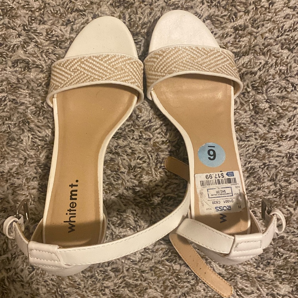White and gold shoes on small heel